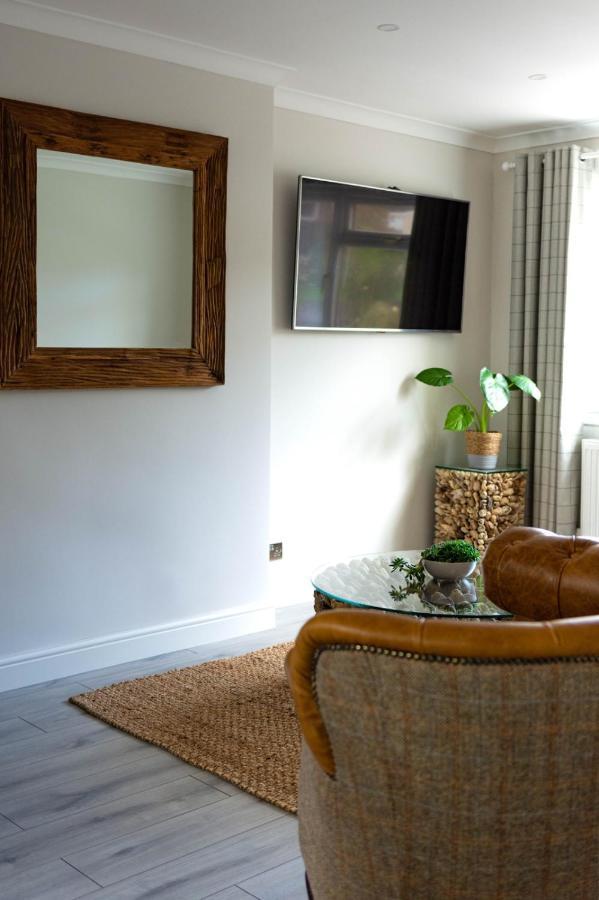 Lovely 2 Bed House In พิทลอครี ภายนอก รูปภาพ